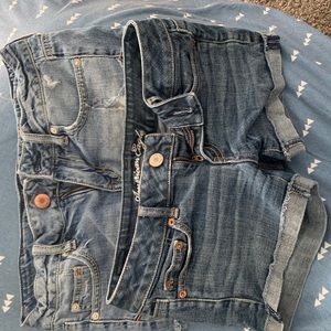 Daisy Dukes! American Eagle